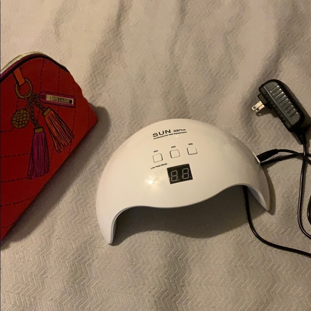 Gel nail lamp